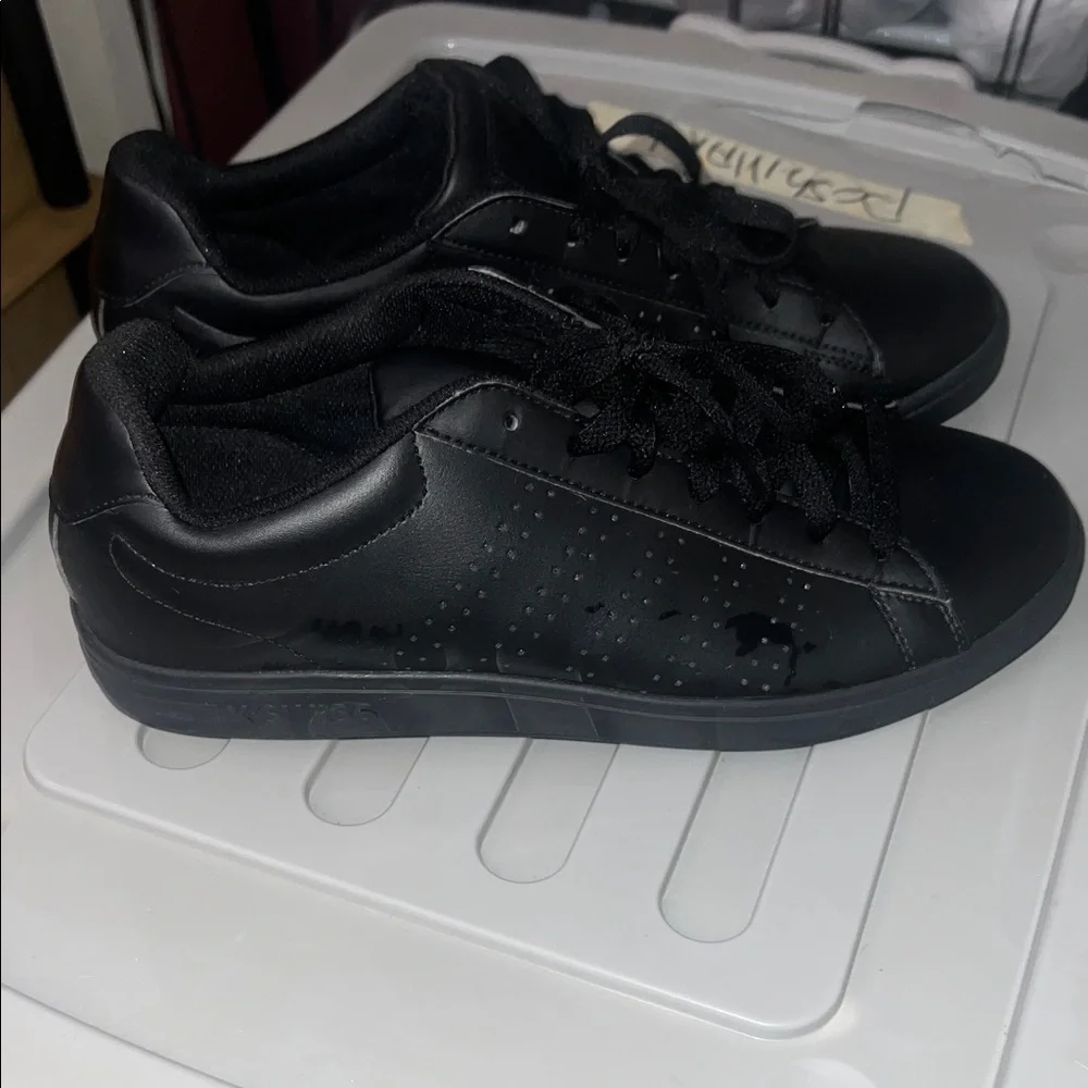 K-Swiss Black Men's Sneakers
